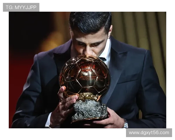 2024年全球足球球星年龄排名榜 揭晓最年长球员表现与影响力 2024年全球足球球星年龄排名榜 揭晓最年长球员表现与影响力