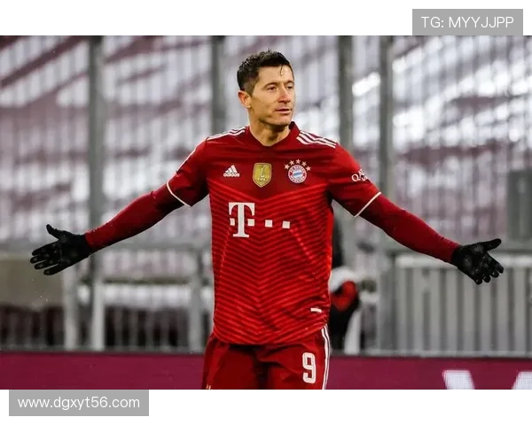 2025年全球顶级足球球员技术水平排名揭晓 谁是当今足坛最强技术大师 2025年全球顶级足球球员技术水平排名揭晓 谁是当今足坛最强技术大师