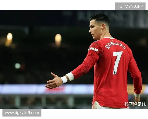 全球足坛十大传奇球星排名 他们的传奇故事与足球影响力 全球足坛十大传奇球星排名 他们的传奇故事与足球影响力