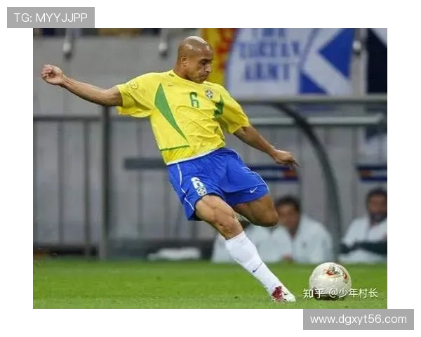 足球后卫球星背后的号码故事与传奇人物解析 足球后卫球星背后的号码故事与传奇人物解析